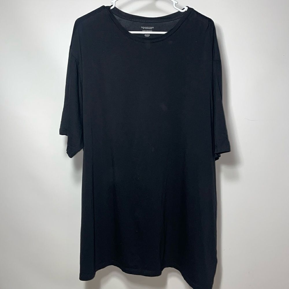 Roundtree and York tee